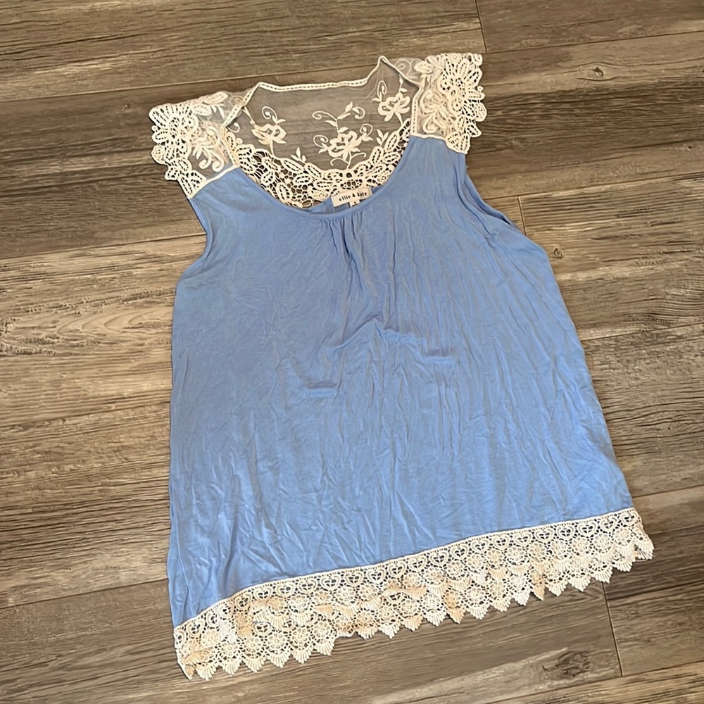 Ellie& kate shirt